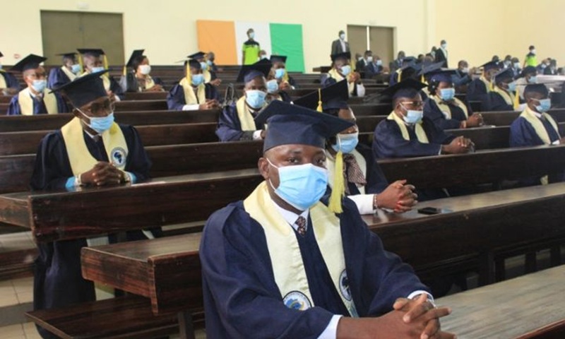 Côte d’Ivoire / Programme d’Excellence : recrutement de la 26e promotion des diplômés en Master des Hautes Etudes en Gestion de la Politique et Economique
