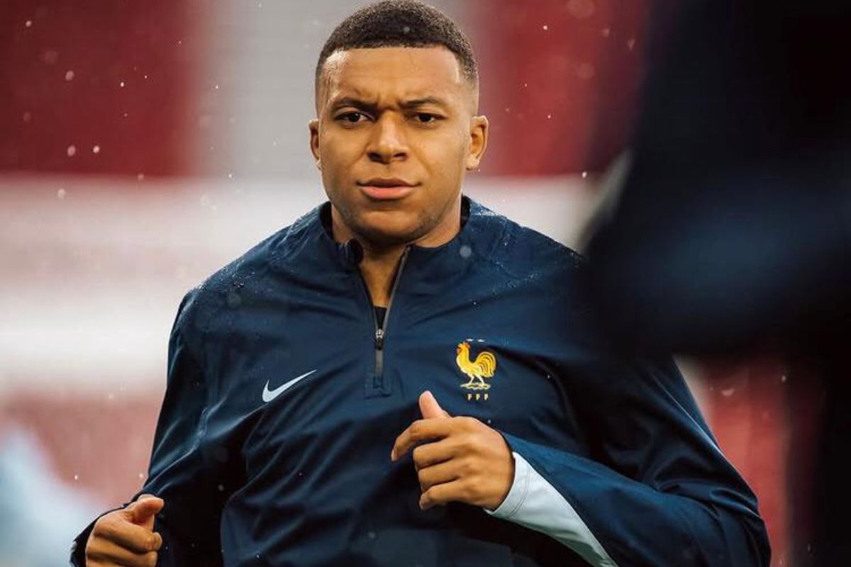 Kylian Mbappé pose un acte inattendu et généreux envers le PSG
