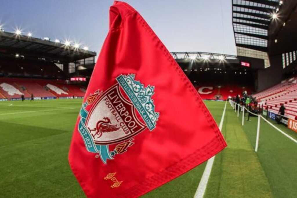 Bradley Barcola fait ses premiers pas avec Liverpool