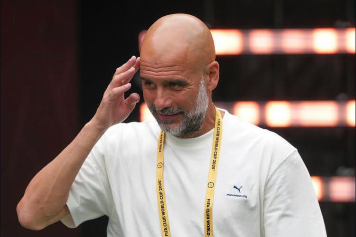 "Parfois je lui crie dessus et parfois j’ai envie de l’embrasser": Guardiola s’incline devant le talent de...