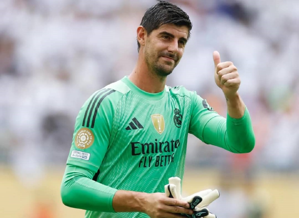 Le superbe geste de Thibaut Courtois après avoir encaissé un but du gardien adverse (vidéo)