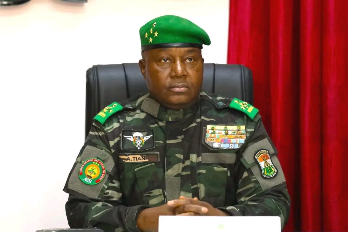 Niger : tirs nourris près de l'aéroport de Niamey, les autorités sortent du silence