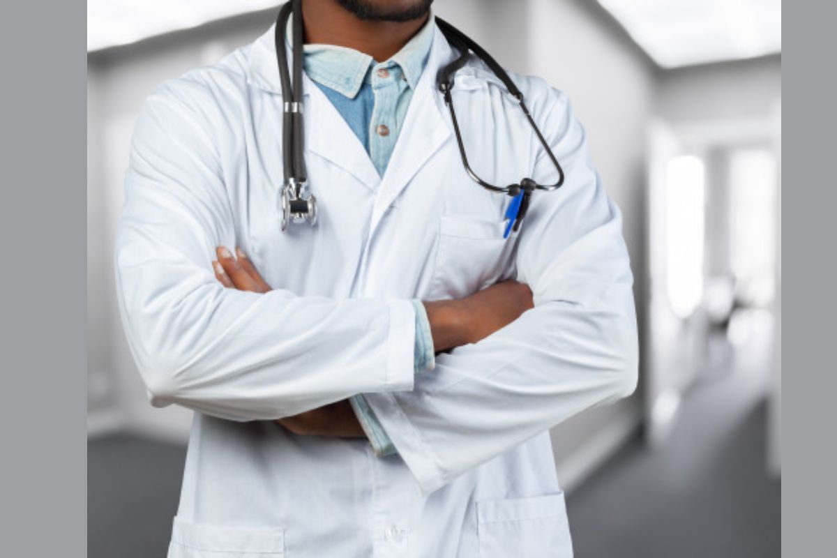 Recrutement de médecins étrangers : une excellente nouvelle tombe  