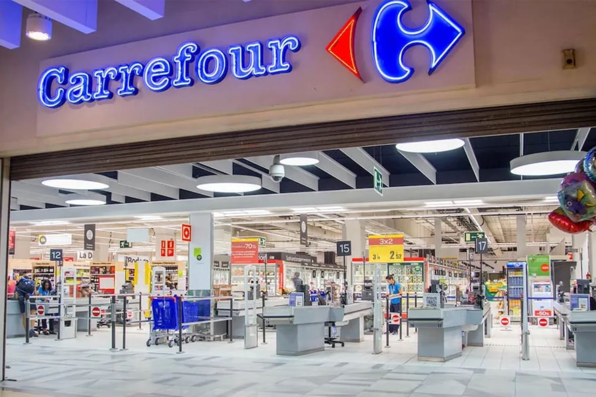 Carrefour : le géant français de la distribution bientôt implanté dans ce pays d'Afrique de l'Ouest