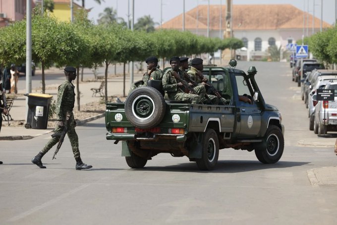 Coup d'Etat au Guinée-Bissau les frontières fermées et le territoire contrôlé par l'armée