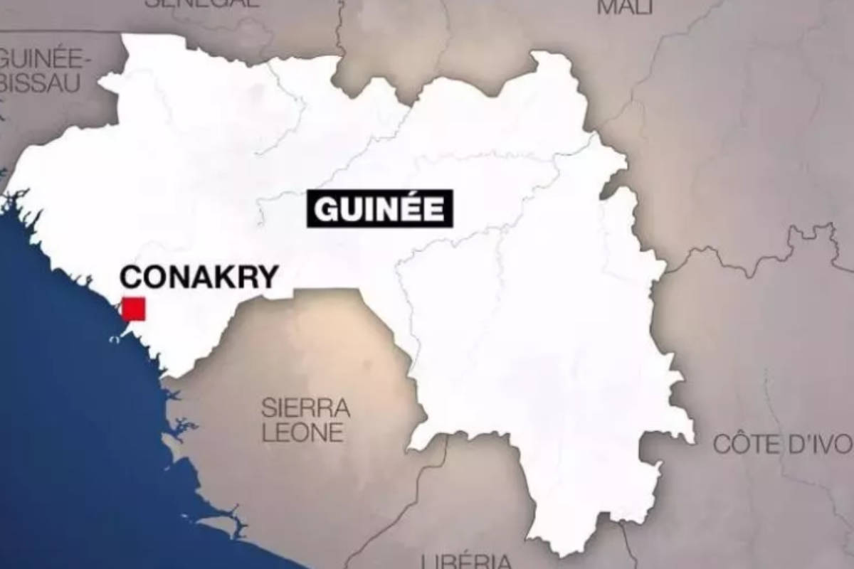 Guinée : dissolution de 40 partis politiques, dont les trois principaux d'opposition