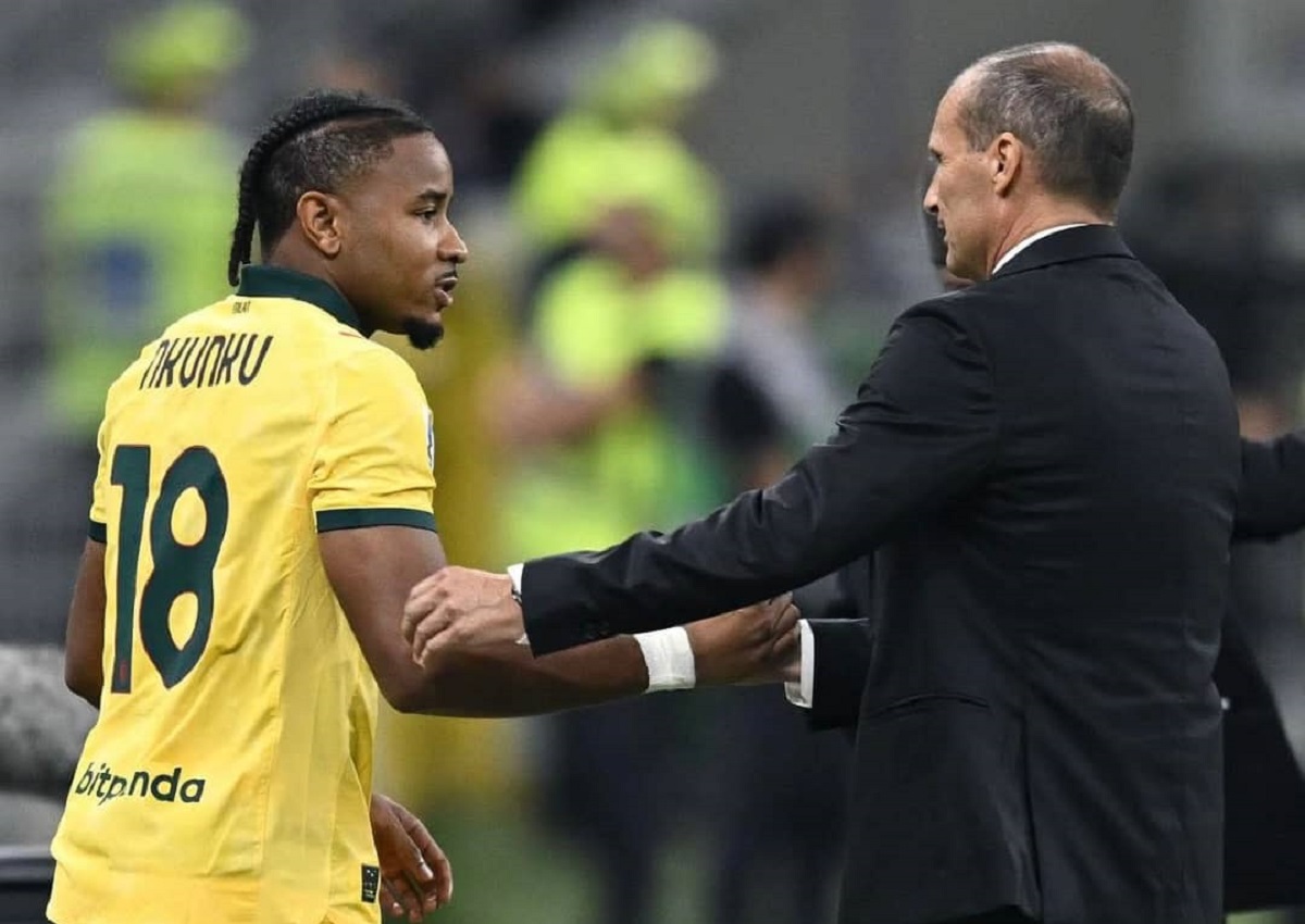 AC Milan : « Nkunku doit sourire un peu plus », lui conseille Allegri