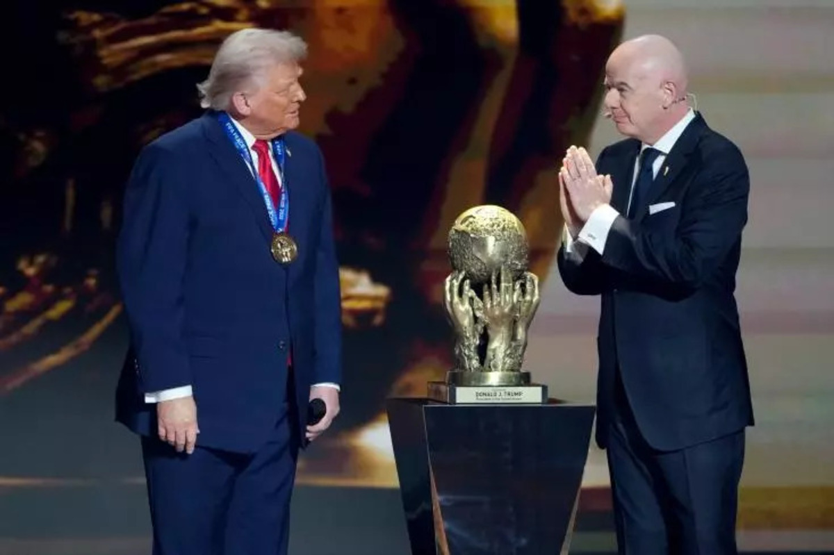 Zappé par le Prix Nobel, Donald Trump décroche le prix de la paix de la FIFA