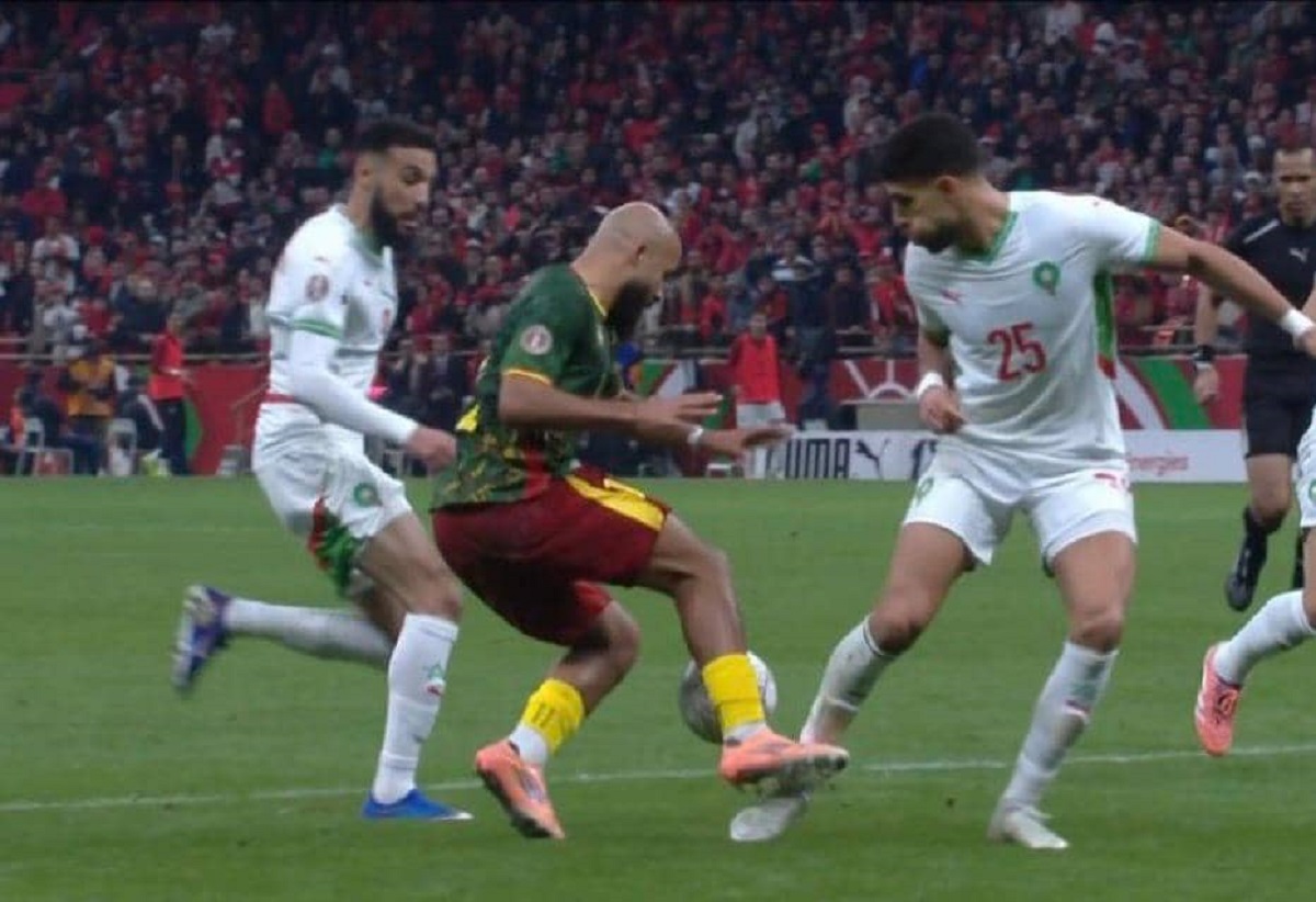 CAN 2025/ Maroc-Cameroun : l’arbitrage fait scandale