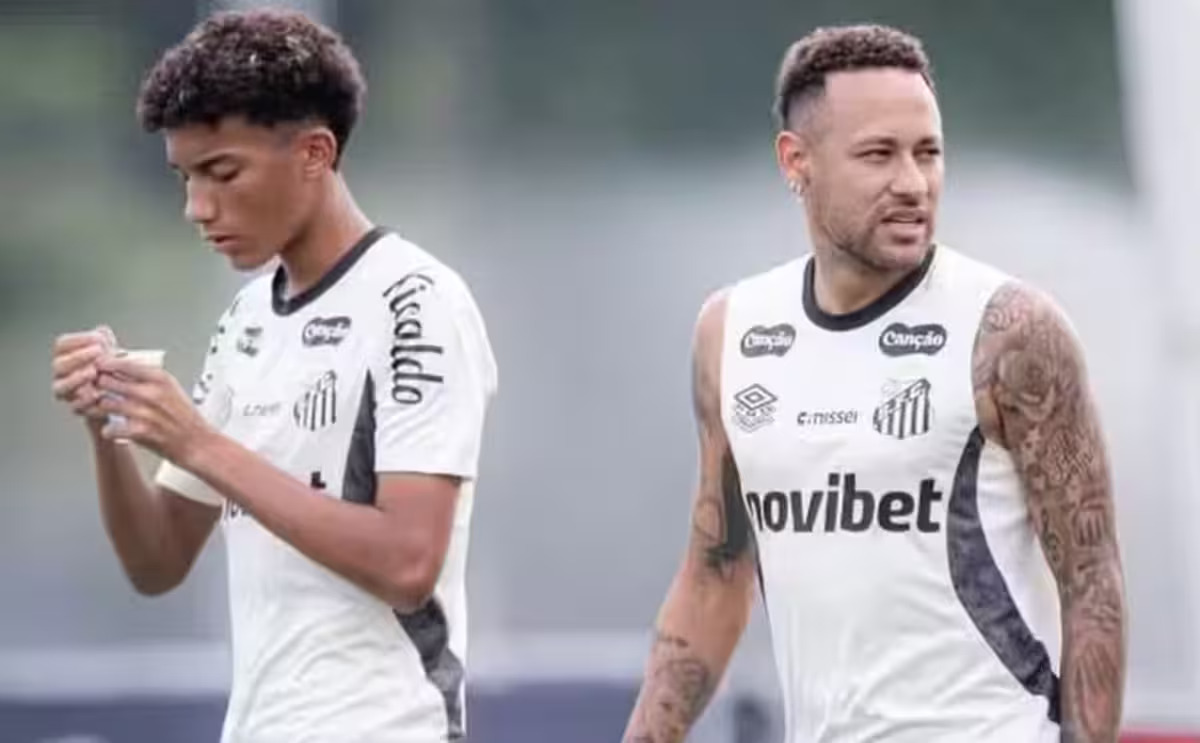 Santos : Neymar et Robinho Jr en viennent aux mains lors d'un entraînement
