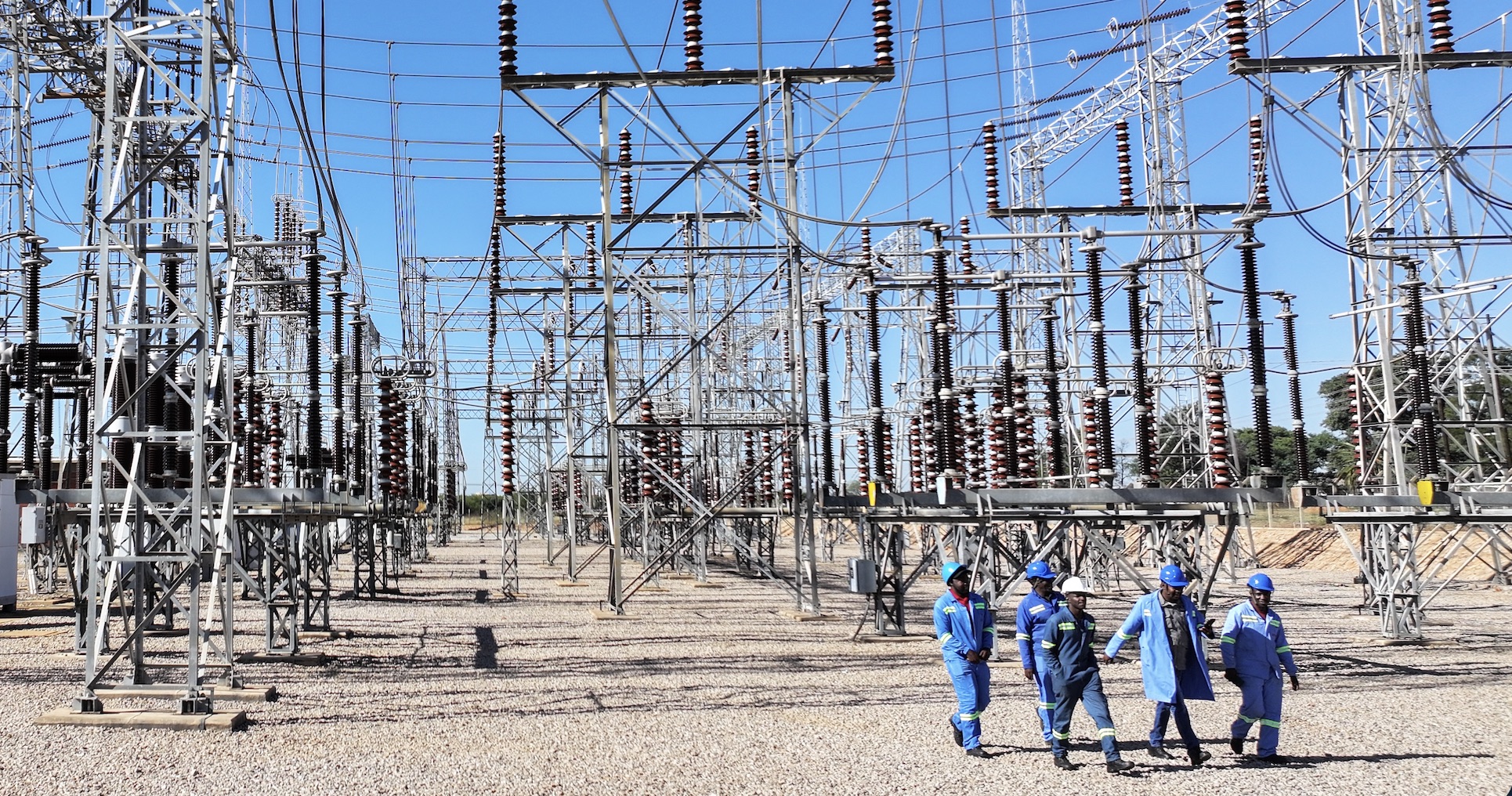Grâce à la Banque mondiale et la BAD, la Mission 300 a connecté plus de 50 millions de personnes à l'électricité dans 40 pays d'Afrique