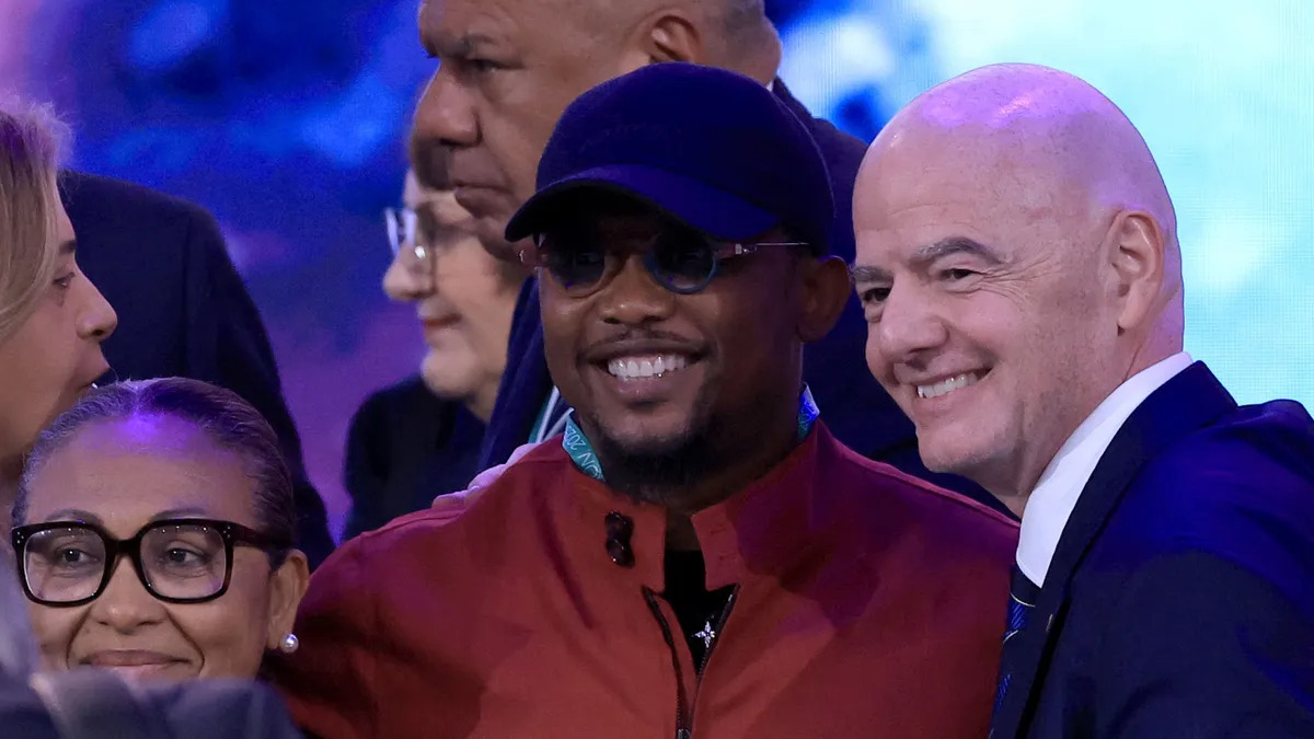 Crise à la FIFA : Samuel Eto’o apporte son soutien à Gianni Infantino