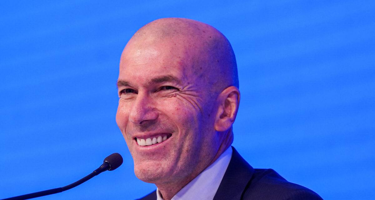 Équipe de France : les premiers défis de Zinedine Zidane