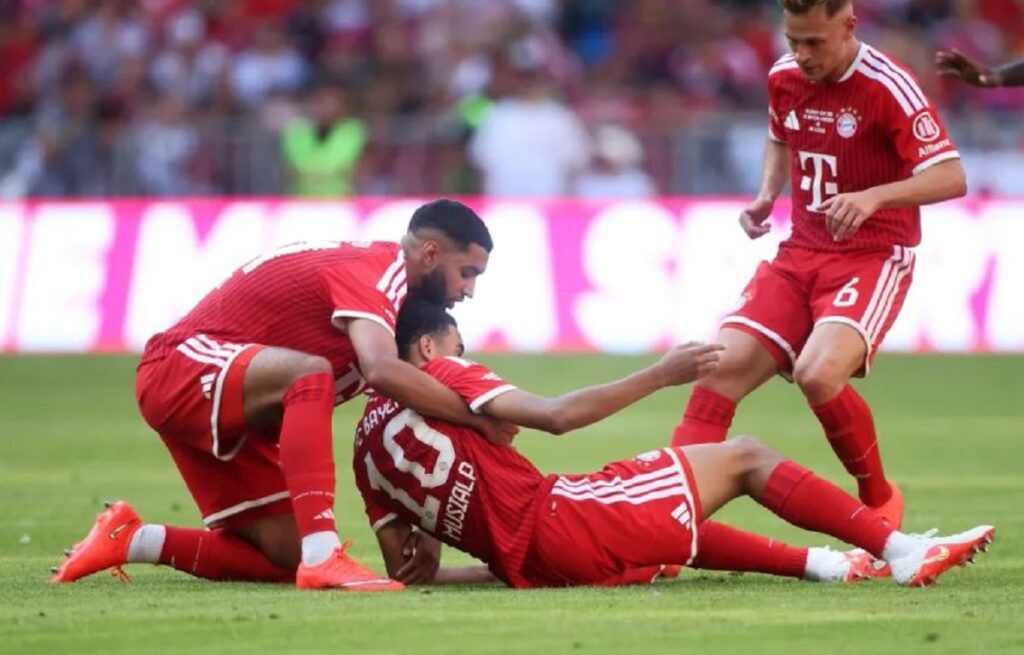 Jamal Musiala perd connaissance et s’effondre en plein match : grosse inquiétude sur la toile